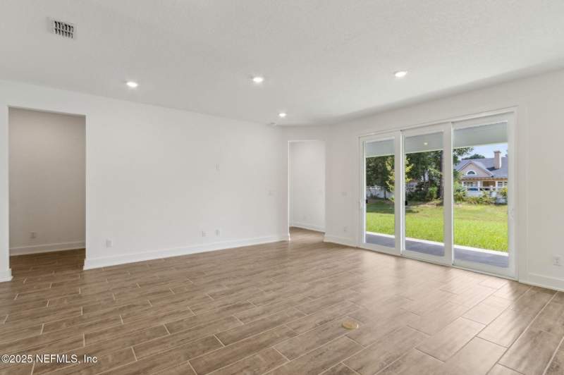 5 bedroom Single Family Residence at 96100 Pirates Bluff Road, Pirates Bluff, Yulee — photo 5