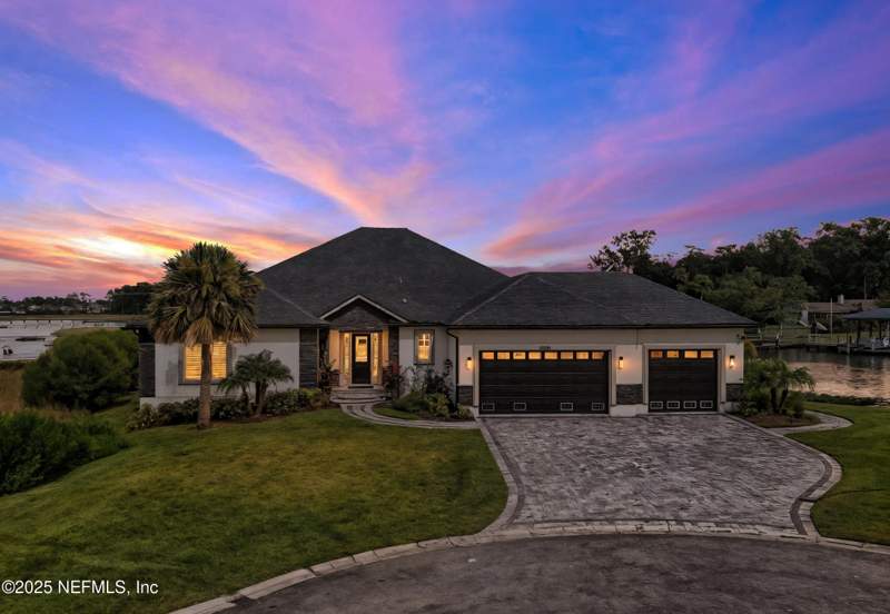 4 bedroom Single Family Residence at 13879 Ketch Cove Drive, Holiday Harbor, Jacksonville — photo 2