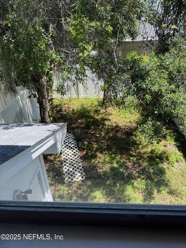 Deerfield Lakes Cond
