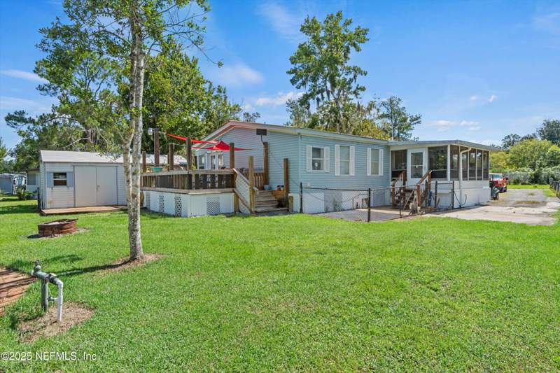 3 bedroom Mobile Home at 140 Edgewater Road, St Johns Riverside, Satsuma — photo 2