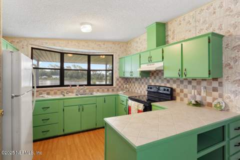 100 Mangels Drive, Interlachen FL - photo 6 of 30