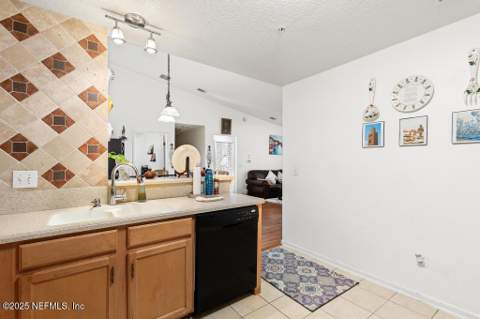 9421 Osprey Branch Trail #2-5, Jacksonville FL - photo 19 of 57