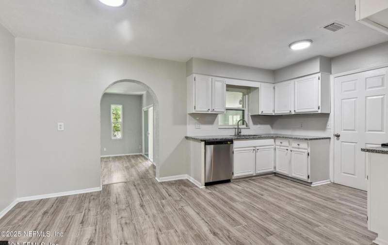 3 bedroom Single Family Residence at 201 Saturn Lane, Orange Park, Orange Park — photo 3