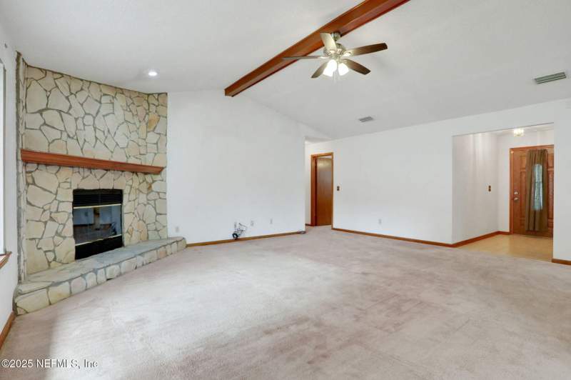 3 bedroom Single Family Residence at 3699 Paleface Place, Indian Ridge, Jacksonville — photo 3