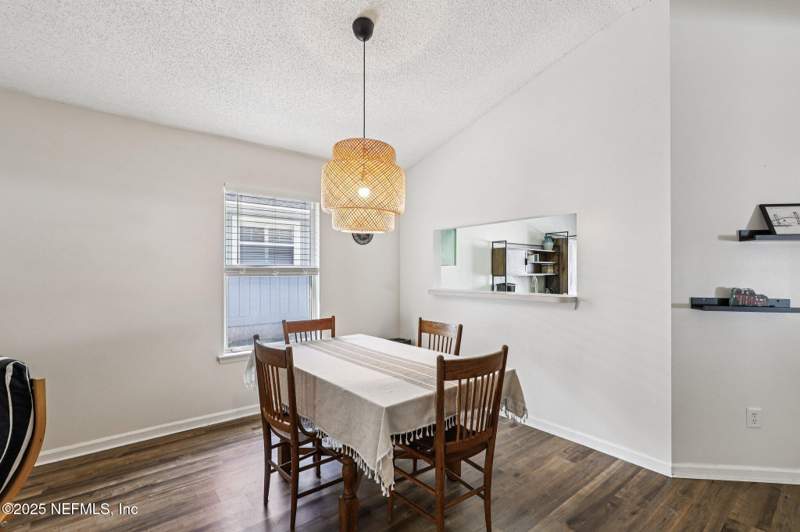 3 bedroom Single Family Residence at 6107 Alpenrose Avenue, Belle Rive, Jacksonville — photo 5