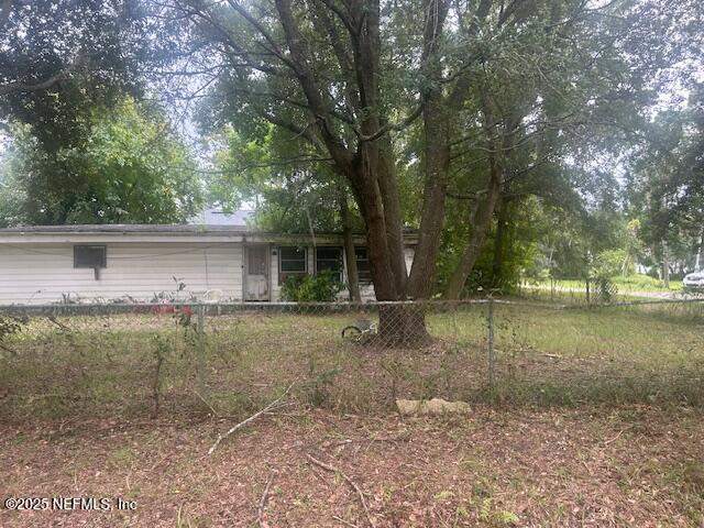 3 bedroom Mobile Home at 2903 Bratcher Road, Jacksonville, Jacksonville — photo 5