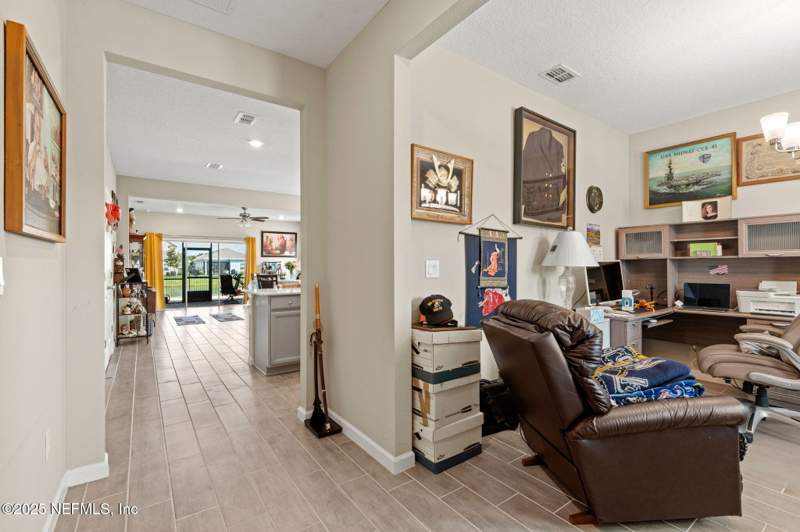 3 bedroom Single Family Residence at 3956 Cloverdale Court, Greyhawk, Middleburg — photo 5