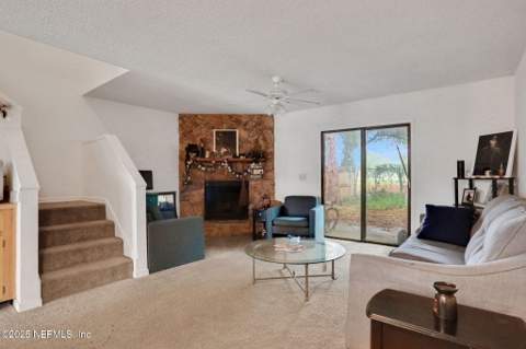 11535 Dunes Way Drive, Jacksonville FL - photo 10 of 29