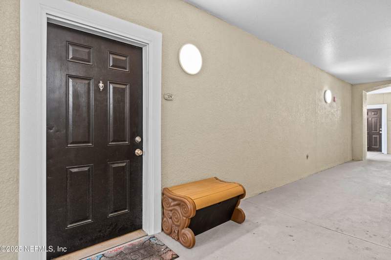 2 bedroom Condominium at 8290 Gate Parkway #1109, Gardens Of Bridgehampton, Jacksonville — photo 4