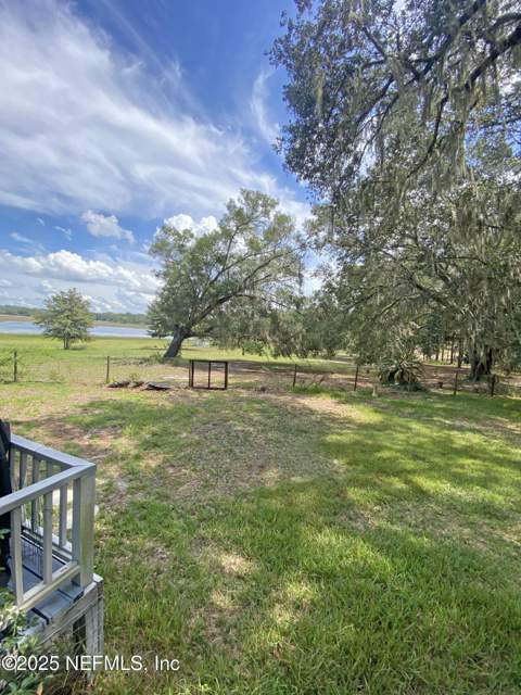 148 Swan Lake Drive, Melrose FL - photo 23 of 30
