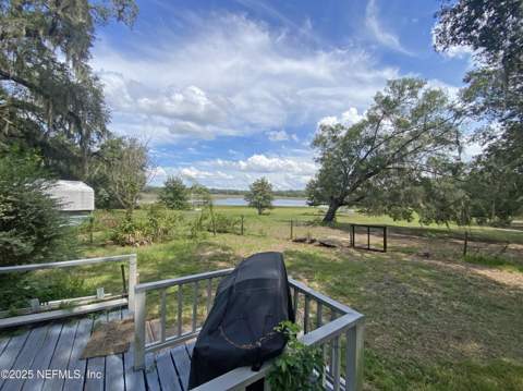 148 Swan Lake Drive, Melrose FL - photo 21 of 30