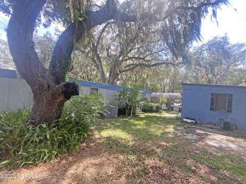 148 Swan Lake Drive, Melrose FL - photo 7 of 30