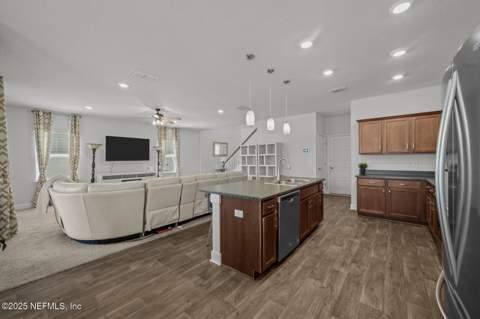 9961 Redfish Marsh Circle, Jacksonville FL - photo 13 of 36