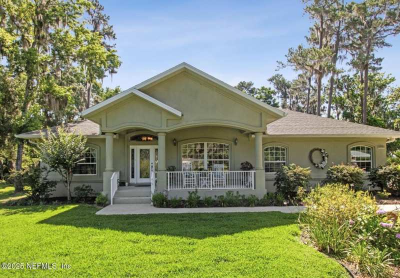 3 bedroom Single Family Residence at 166 Mount Royal Avenue, Mount Royal Estates, Crescent City — photo 1