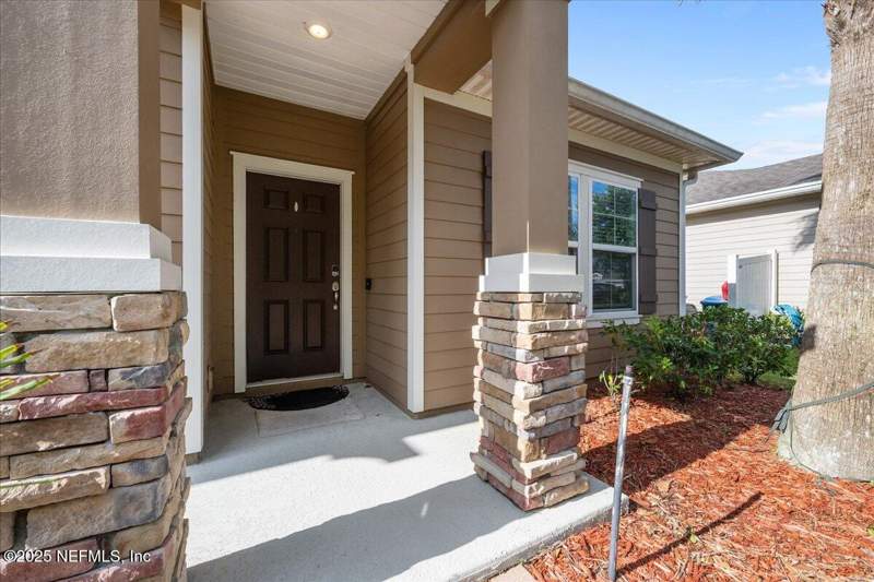 3 bedroom Single Family Residence at 16076 Bainebridge Drive, Bainebridge Estates, Jacksonville — photo 5