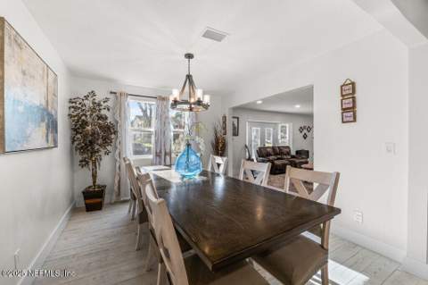 3956 Tara Hall Drive, Jacksonville FL - photo 17 of 41