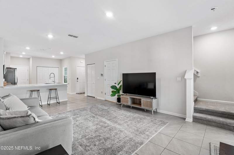 2 bedroom Townhouse at 899 Observatory Parkway, Capitol Park East, Jacksonville — photo 5
