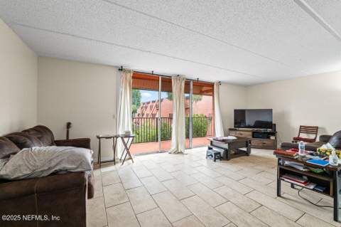 3401 Townsend Boulevard #408, Jacksonville FL - photo 7 of 22
