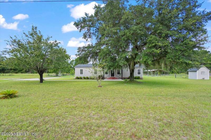 3 bedroom Mobile Home at 860 Warner Road, Green Cove Springs, Green Cove Springs — photo 4