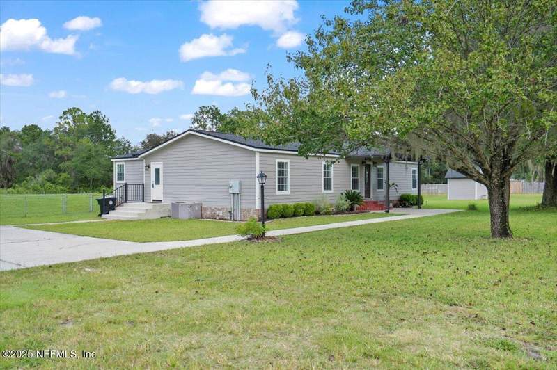 3 bedroom Mobile Home at 860 Warner Road, Green Cove Springs, Green Cove Springs — photo 5