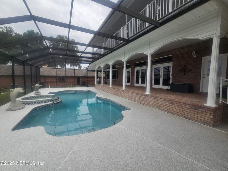 5 bedroom Single Family Residence at 435 Lake Asbury Drive, Lake Asbury, Green Cove Springs — photo 3