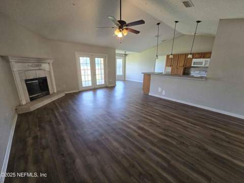 1107 Calla Glen Lane, Green Cove Springs FL - photo 7 of 14