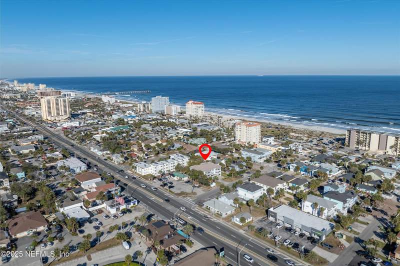 2 bedroom Condominium at 221 6th Avenue #E, Pier House, Jacksonville Beach — photo 2