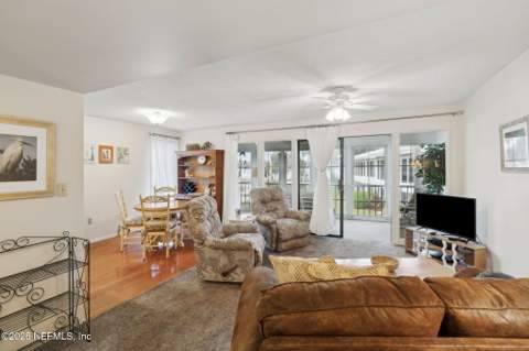 210 River Bend Place #B, Welaka FL - photo 6 of 41