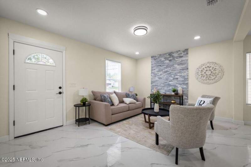 3 bedroom Single Family Residence at 1134 Bunker Hill Boulevard, Lake Forest, Jacksonville — photo 5