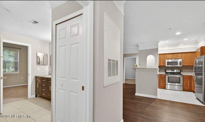 2 bedroom Condominium at 8550 Touchton Road #911, Montreux, Jacksonville — photo 4