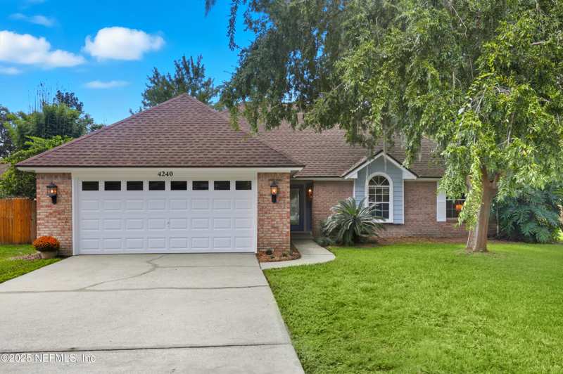 3 bedroom Single Family Residence at 4240 Beauregard Court, Shiloh Creek, Jacksonville — photo 1