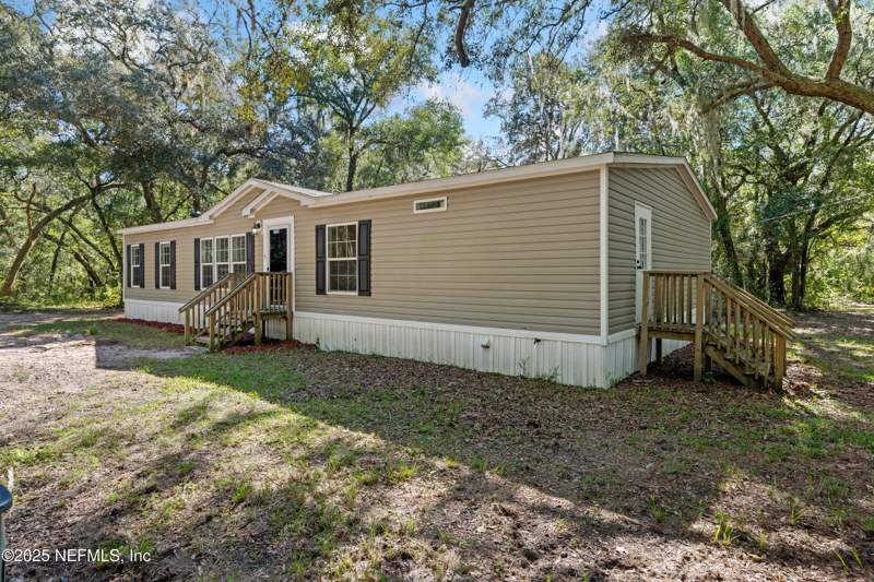 4 bedroom Mobile Home at 4441 Station Free Way, Keystone, Keystone Heights — photo 5