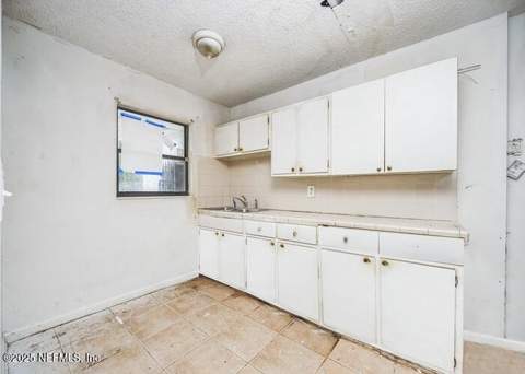 9606 Devonshire Boulevard, Jacksonville FL - photo 11 of 20