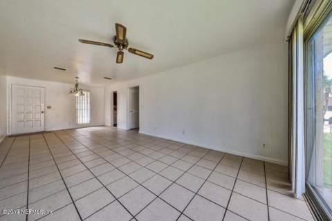 1713 El Camino Road #7, Jacksonville FL - photo 11 of 17