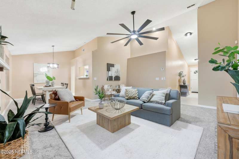3 bedroom Single Family Residence at 12831 Moose Road, Sheffield Village, Jacksonville — photo 1