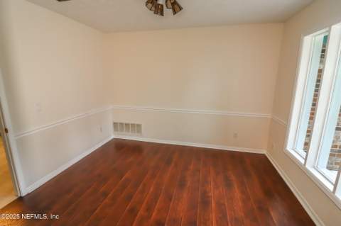 3442 Red Oak Circle, Orange Park FL - photo 6 of 37