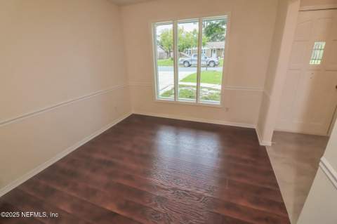 3442 Red Oak Circle, Orange Park FL - photo 7 of 37