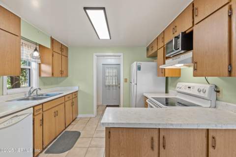 6441 Baker Road, Keystone Heights FL - photo 12 of 69