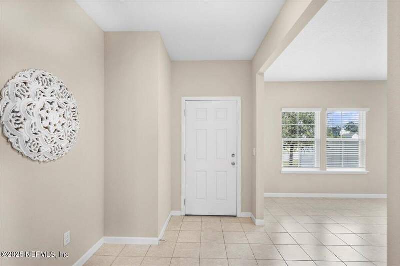 3 bedroom Single Family Residence at 5628 Kellar Circle, Osprey Landing, Jacksonville — photo 5