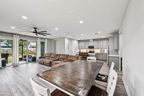 1847 Amberly Drive, Middleburg FL - photo 12 of 40