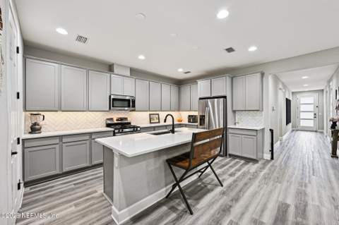 1847 Amberly Drive, Middleburg FL - photo 8 of 40