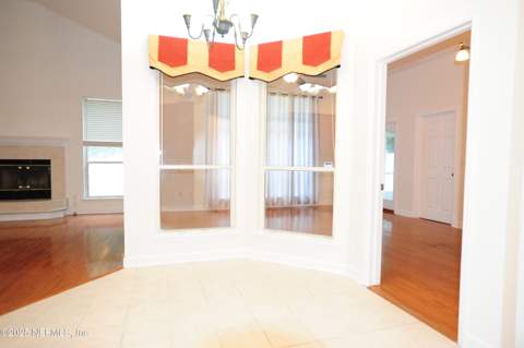 9108 Timberlin Lake Road, Jacksonville FL - photo 14 of 37