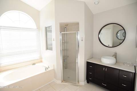 9108 Timberlin Lake Road, Jacksonville FL - photo 17 of 37