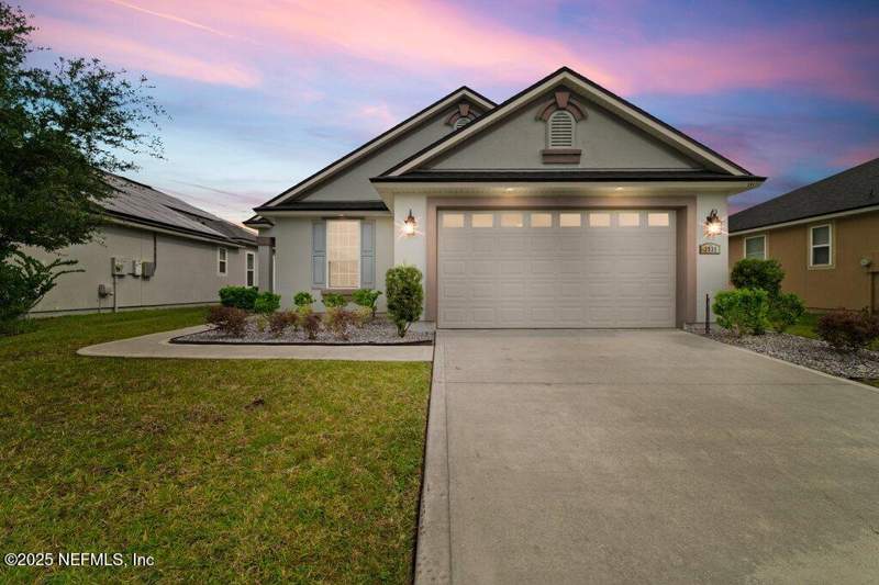 4 bedroom Single Family Residence at 3931 Arbor Mill Circle, Arbor Mill At Oakleaf Plantation, Orange Park — photo 2