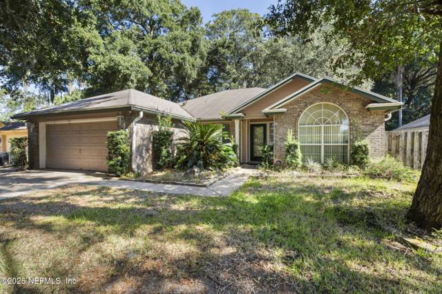 Ft Caroline Oaks