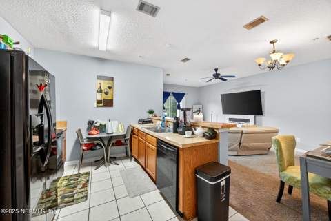 3600 Lenin Peak Court #3, Jacksonville FL - photo 9 of 23