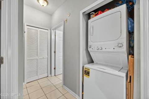 3600 Lenin Peak Court #3, Jacksonville FL - photo 18 of 23