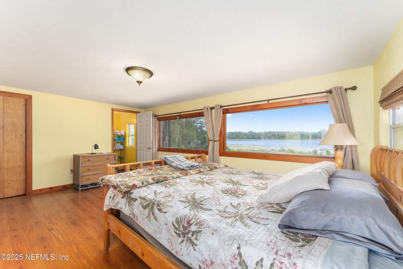 3 bedroom Single Family Residence at 140 Morris Lake Drive, Powell & Bishop, Hawthorne — photo 2