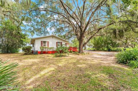 140 Morris Lake Drive, Hawthorne FL - photo 7 of 80