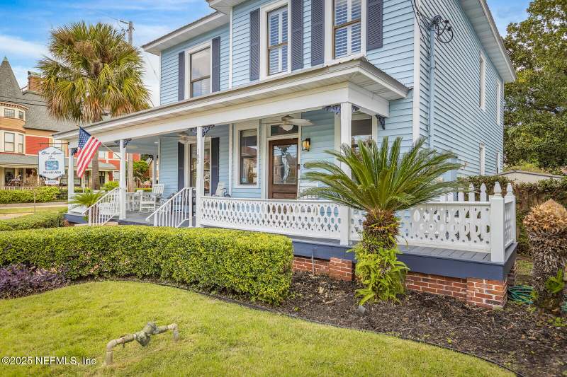 9 bedroom Single Family Residence at 102 S 7th Street, City Of Fernandina Beach, Fernandina Beach — photo 5